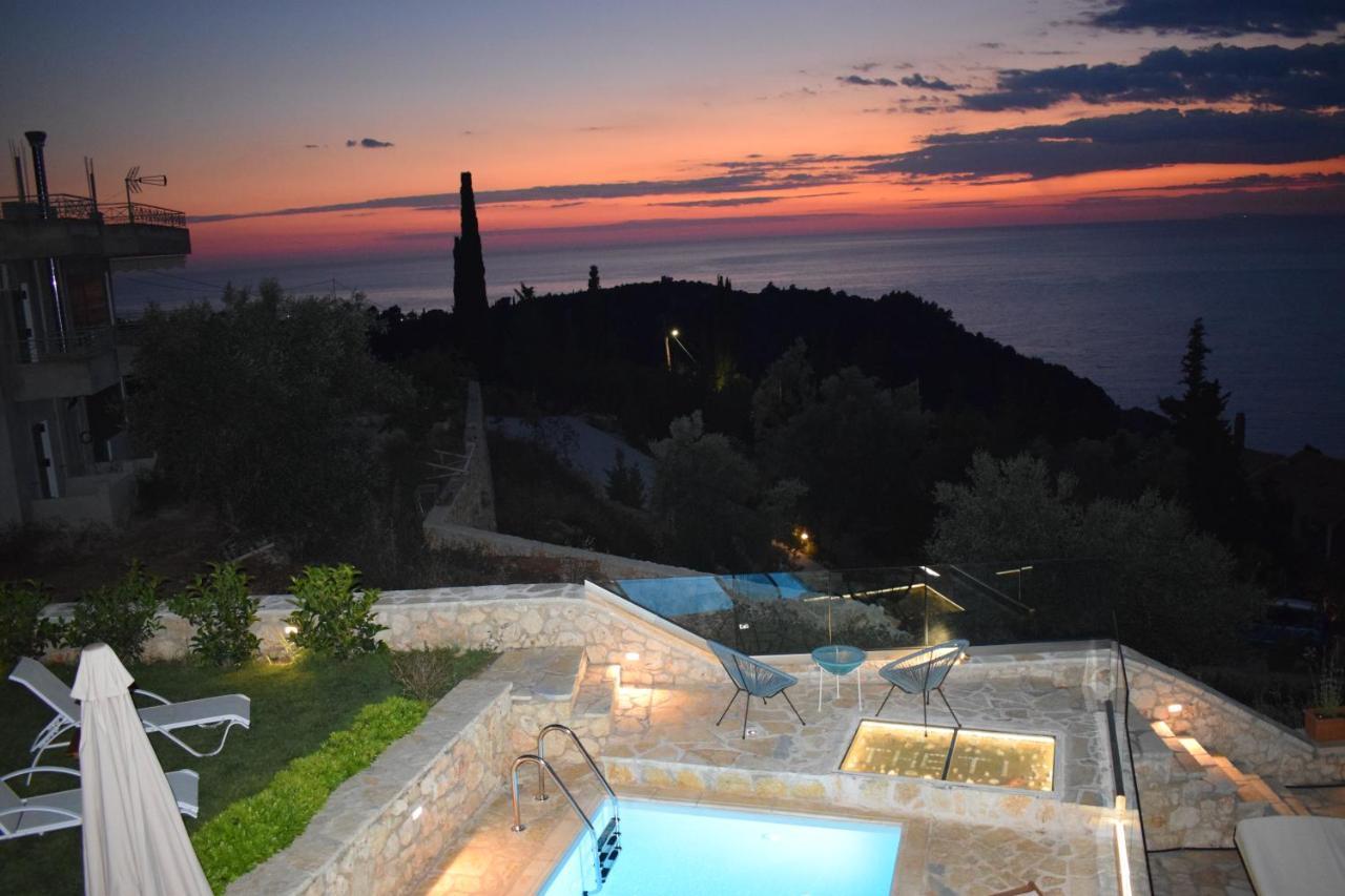 Villa Thetis With Private Pool Where The Sunsets Fade Away Ayios Nikitas Bagian luar foto